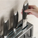 Suporte Magnético de Parede (Barra de Ferro): Organizador de Facas, Ganchos e Utensílios de Cozinha (O Fim do Caos na Gaveta e o Risco Zero)
