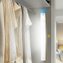 Kit Smart Luminária Inteligente LED Barra Difusa: A Iluminação de Luxo que se Antecipa aos seus Passos e Dispensa Fios, Furos e Eletricistas