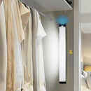 Kit Smart Luminária Inteligente LED Barra Difusa: A Iluminação de Luxo que se Antecipa aos seus Passos e Dispensa Fios, Furos e Eletricistas